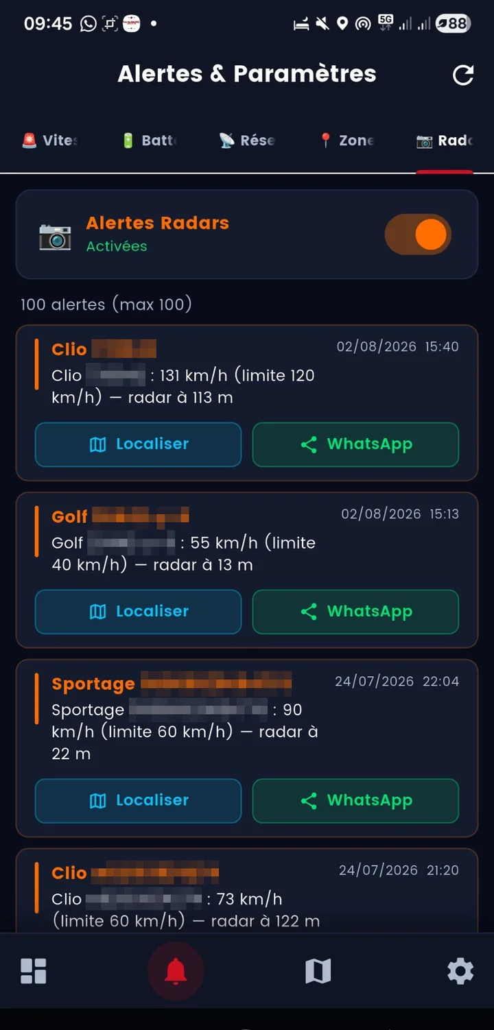 Alertes de vitesse dans l’application : chaque dépassement daté, avec la vitesse relevée, la limite de la route et la distance au radar.